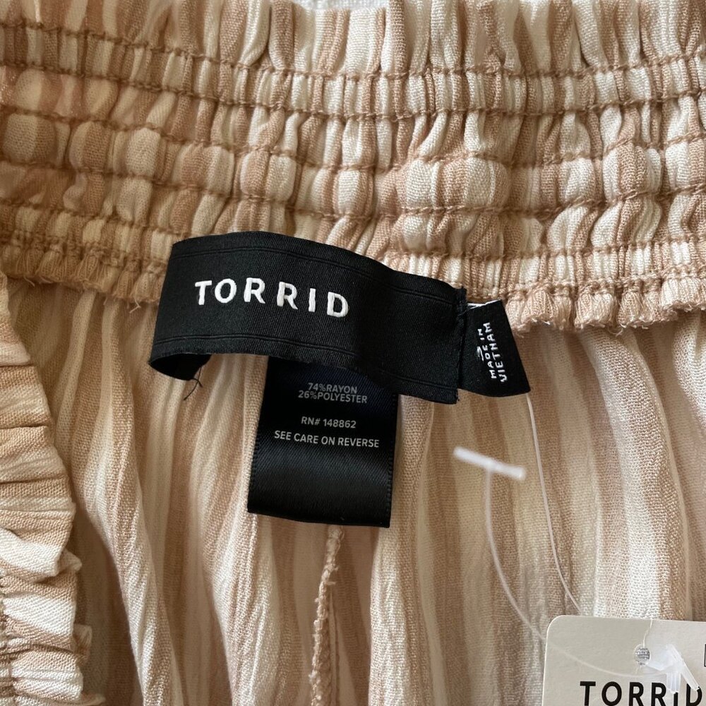 NWT Torrid Pull-On Tie Front Gauze Pants, Size 3, Rocker Stripe Cement - Picture 3 of 6